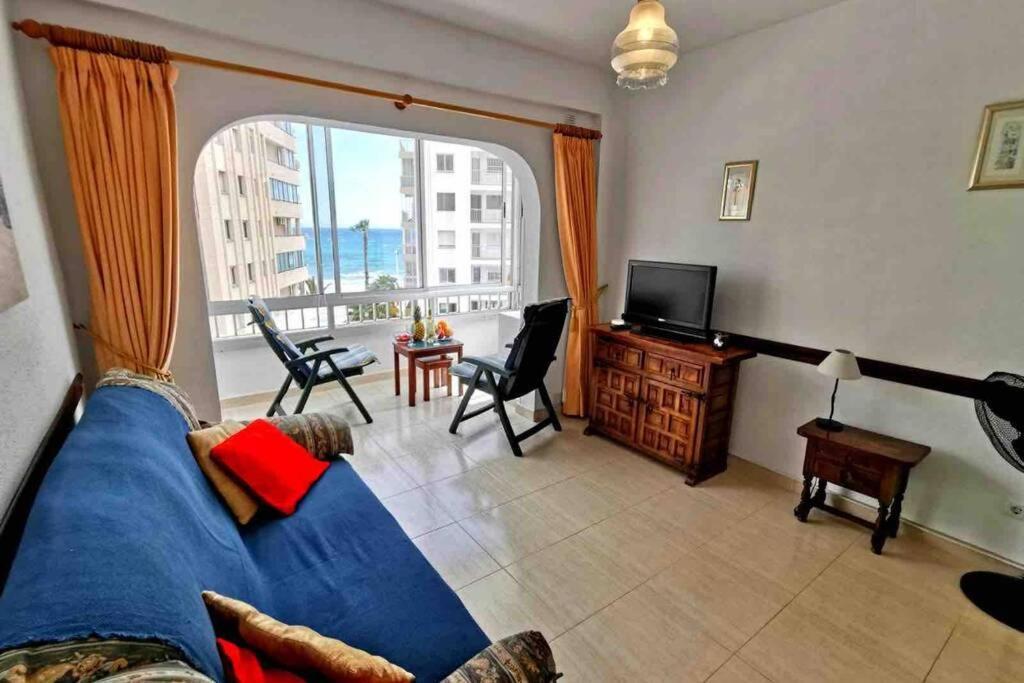 Comfy Sea View Apartment With Parking Калпе Екстериор снимка